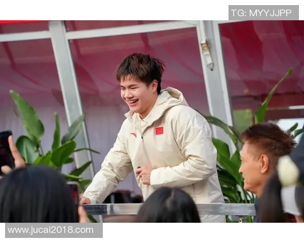 全网球迷热情参与为国家队打Call活动凝聚力量助力球队冲刺世界杯